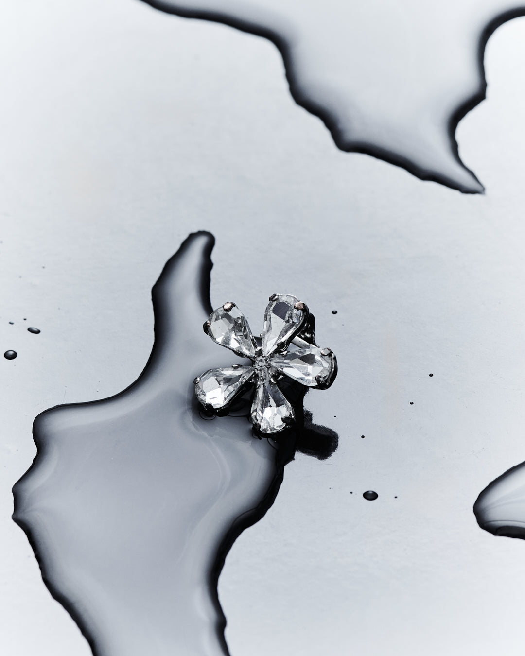 FLORIANA EAR CUFF