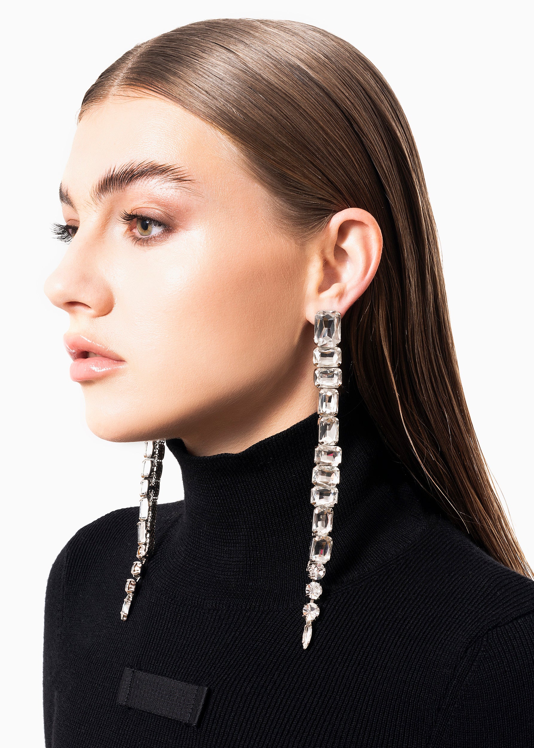 Cristina Earjewels crystal white